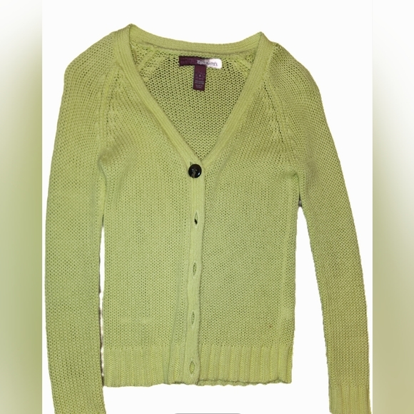 Girls Sweater Size Small - Picture 2 of 5